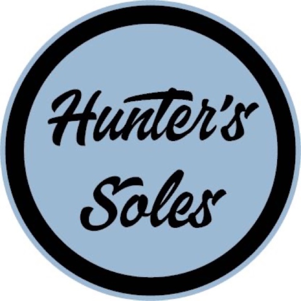 Shop Owner - Hunter - Picture 2 of 2
